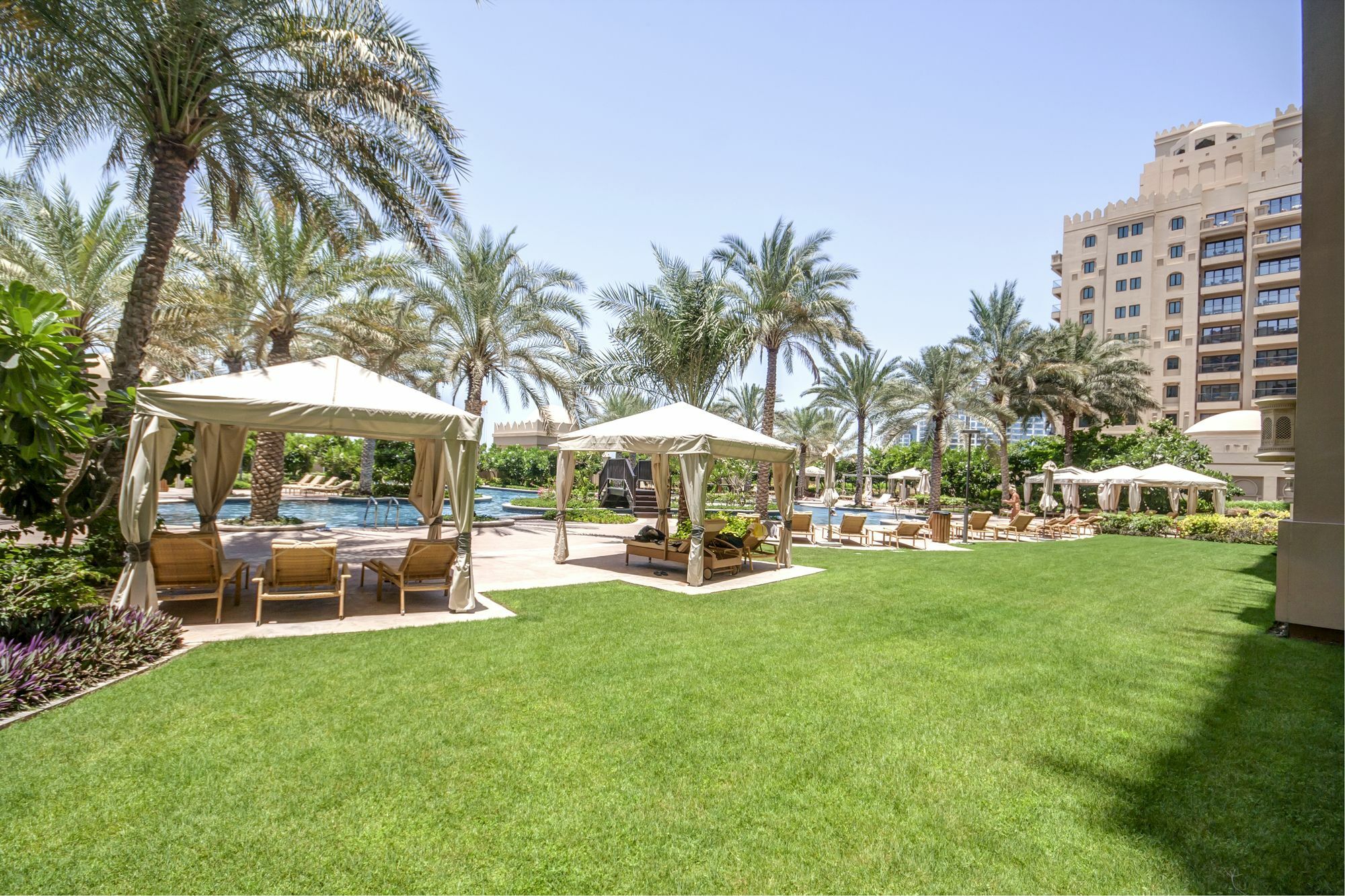 Beachfront Two Bedrooms On Palm Jumeirah By Deluxe Holiday Homes 迪拜 外观 照片