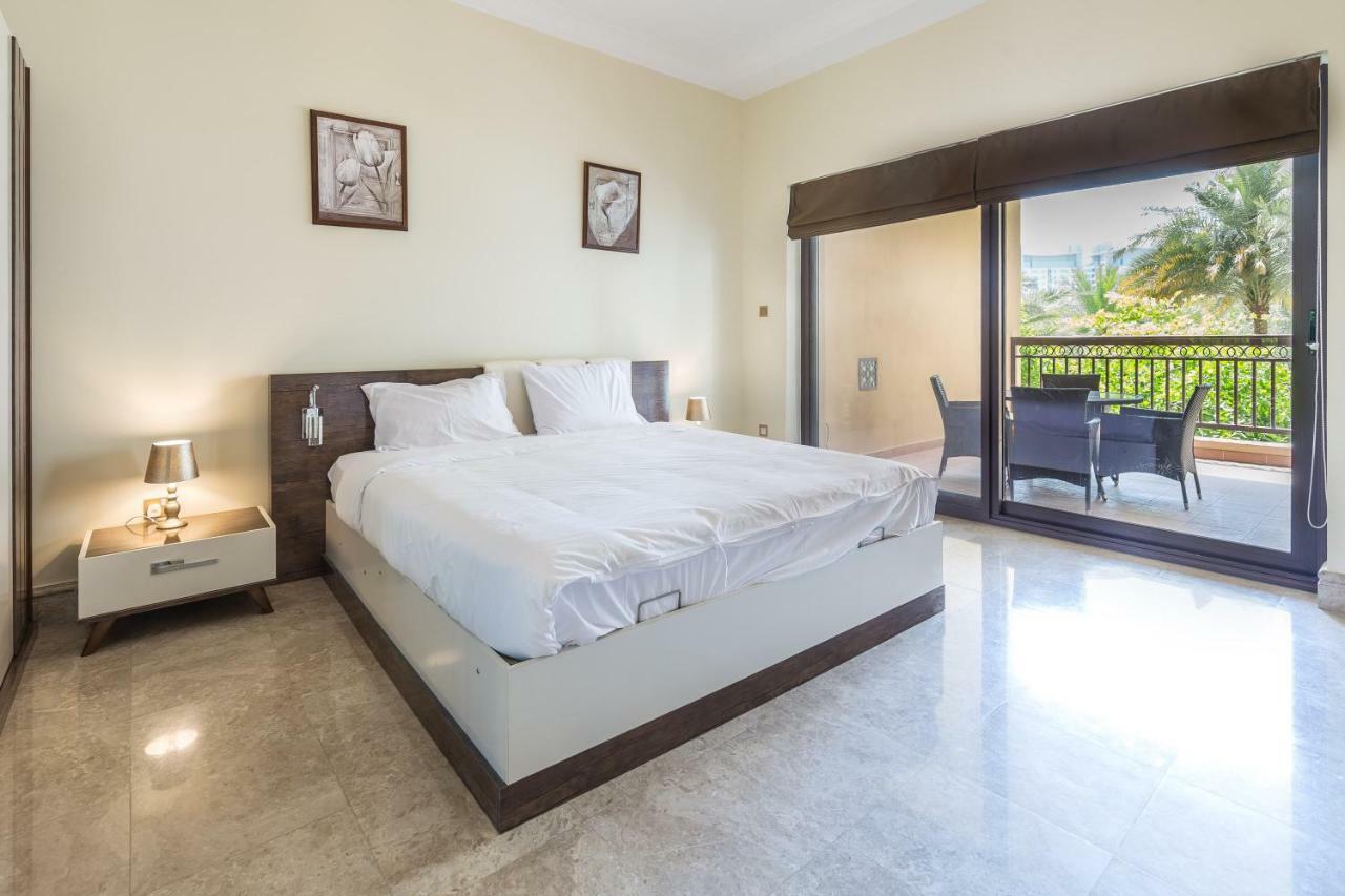 Beachfront Two Bedrooms On Palm Jumeirah By Deluxe Holiday Homes 迪拜 外观 照片