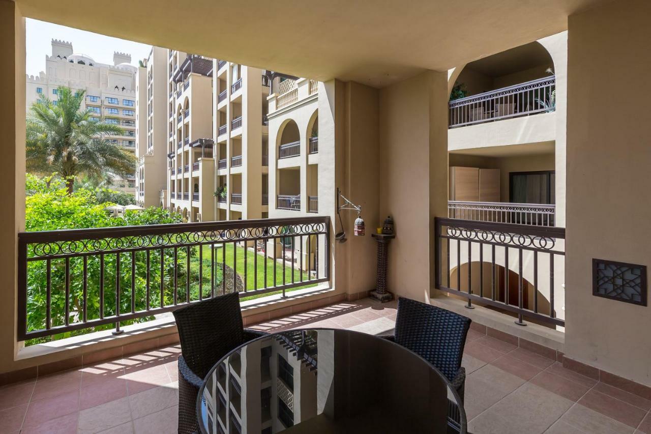 Beachfront Two Bedrooms On Palm Jumeirah By Deluxe Holiday Homes 迪拜 外观 照片